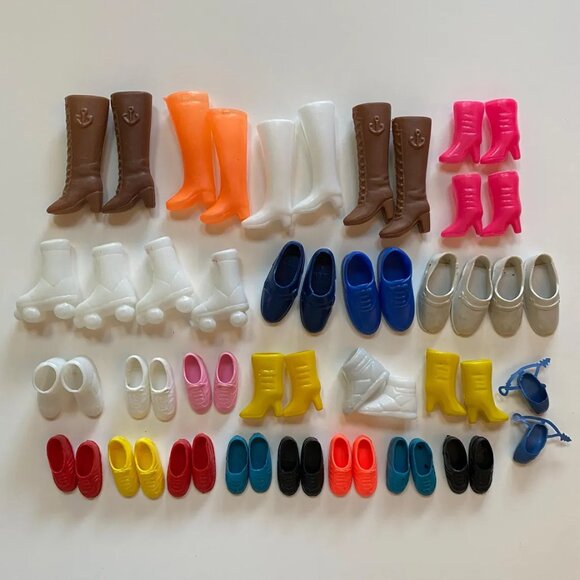 Vintage Barbie Doll Shoes High Heels Lot 27 Pairs - Picture 1 of 5